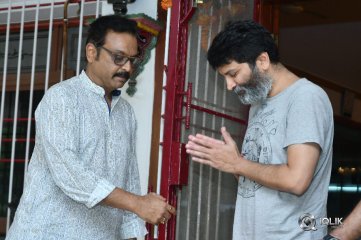 Celebrities Pay Homage to Vijaya Nirmala Garu